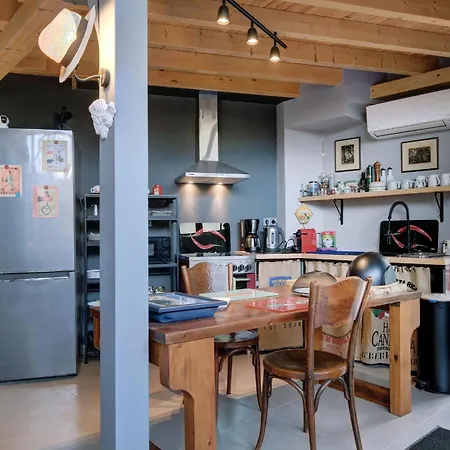 Eliamaria Domus Artificis *